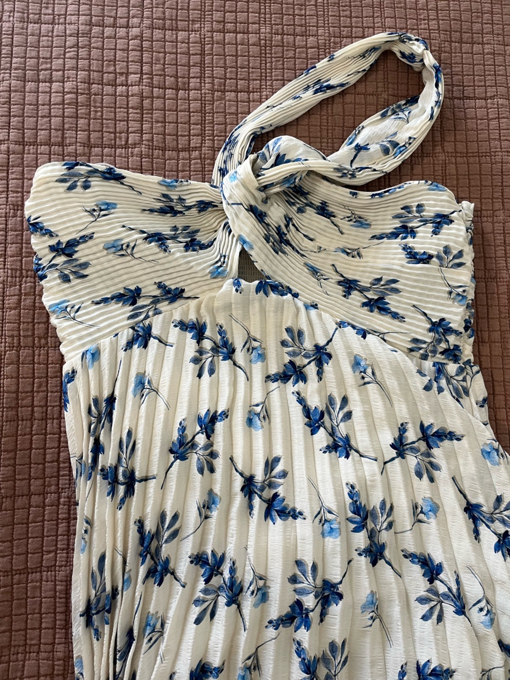 Cream and Blue Floral One-Shoulder Maxi Dress - Picture 2 of 5